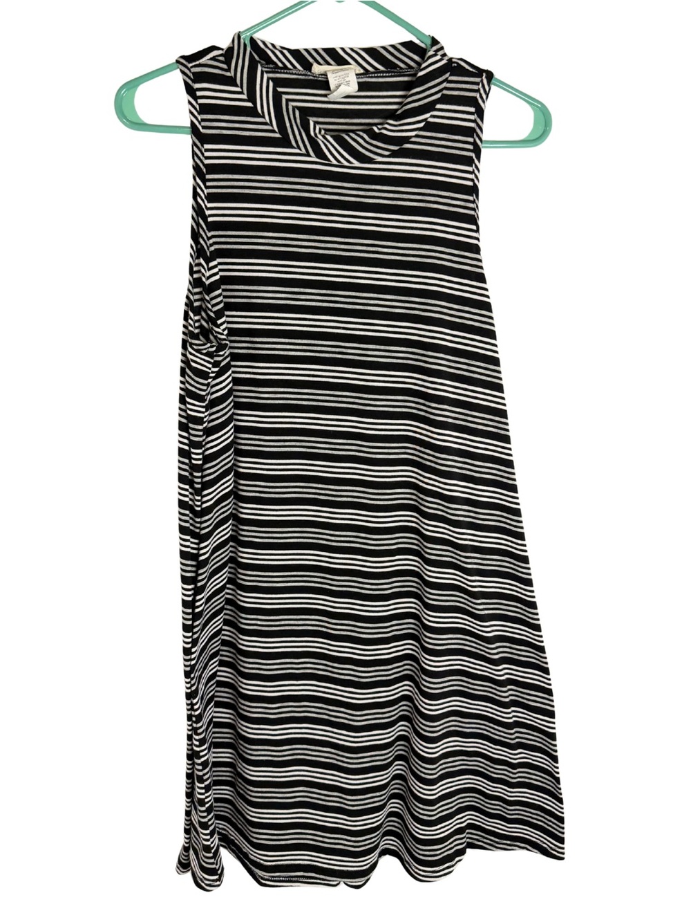 3/$20 R2D Black, Gray and White Striped Sleeveless Knee Length Dress